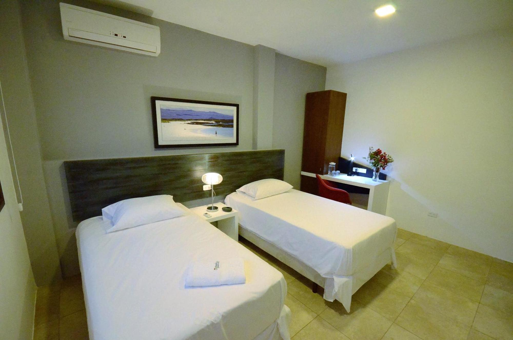 Hotel Volcano Puerto Villamil Szoba fotó
