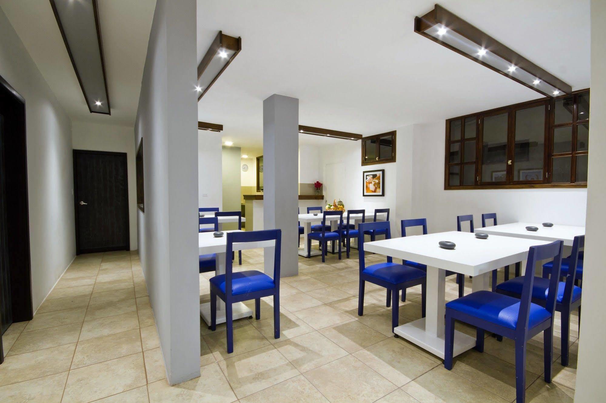 Hotel Volcano Puerto Villamil Kültér fotó
